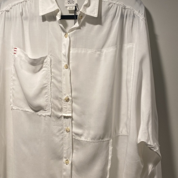 BDG Urban Outfitters Button Down, Oversized White Flowy Shirt. With Raw Hem. - Picture 3 of 7